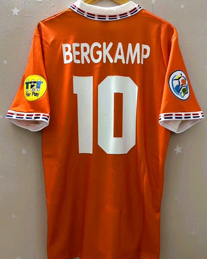 BERGKAMP DENNIS 1996-97 (Ned)
