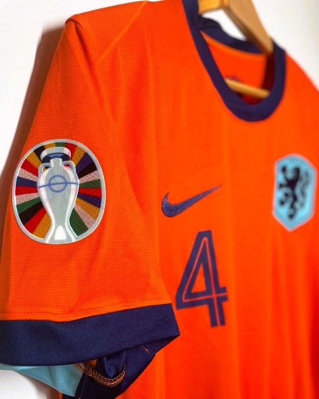 VAN DIJK VIRGIL 2024-25 (Ned)