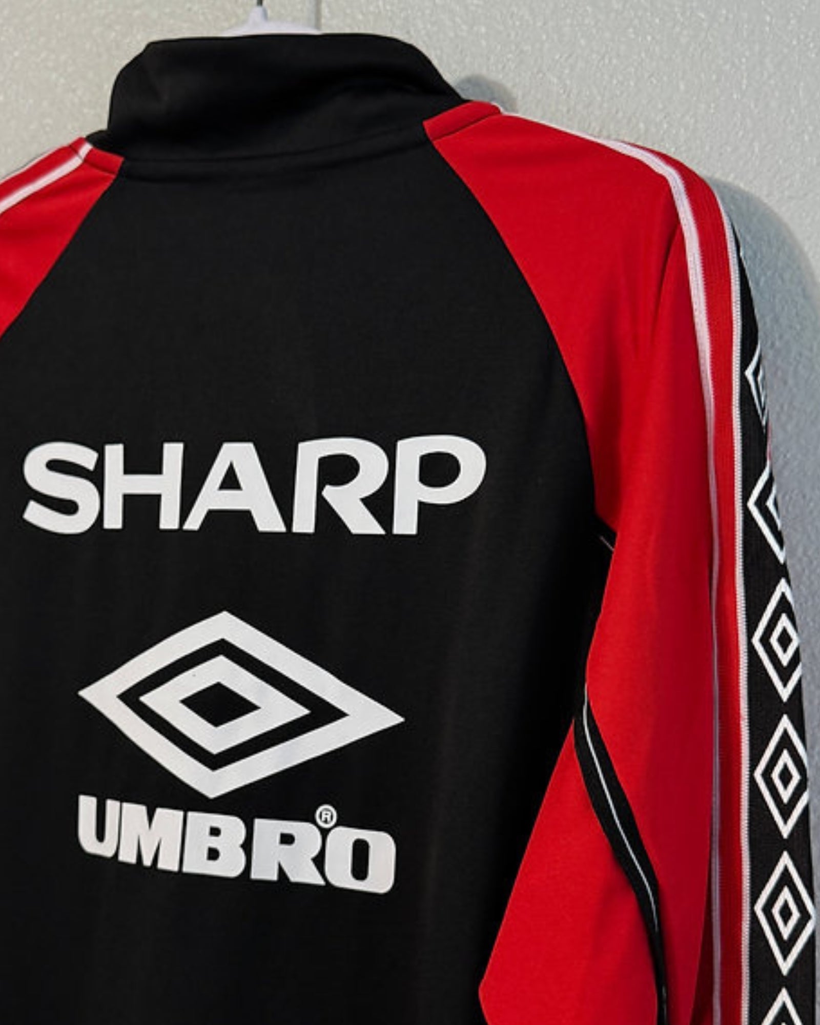 MANCHESTER UNITED WINDBREAKER (1998-99)