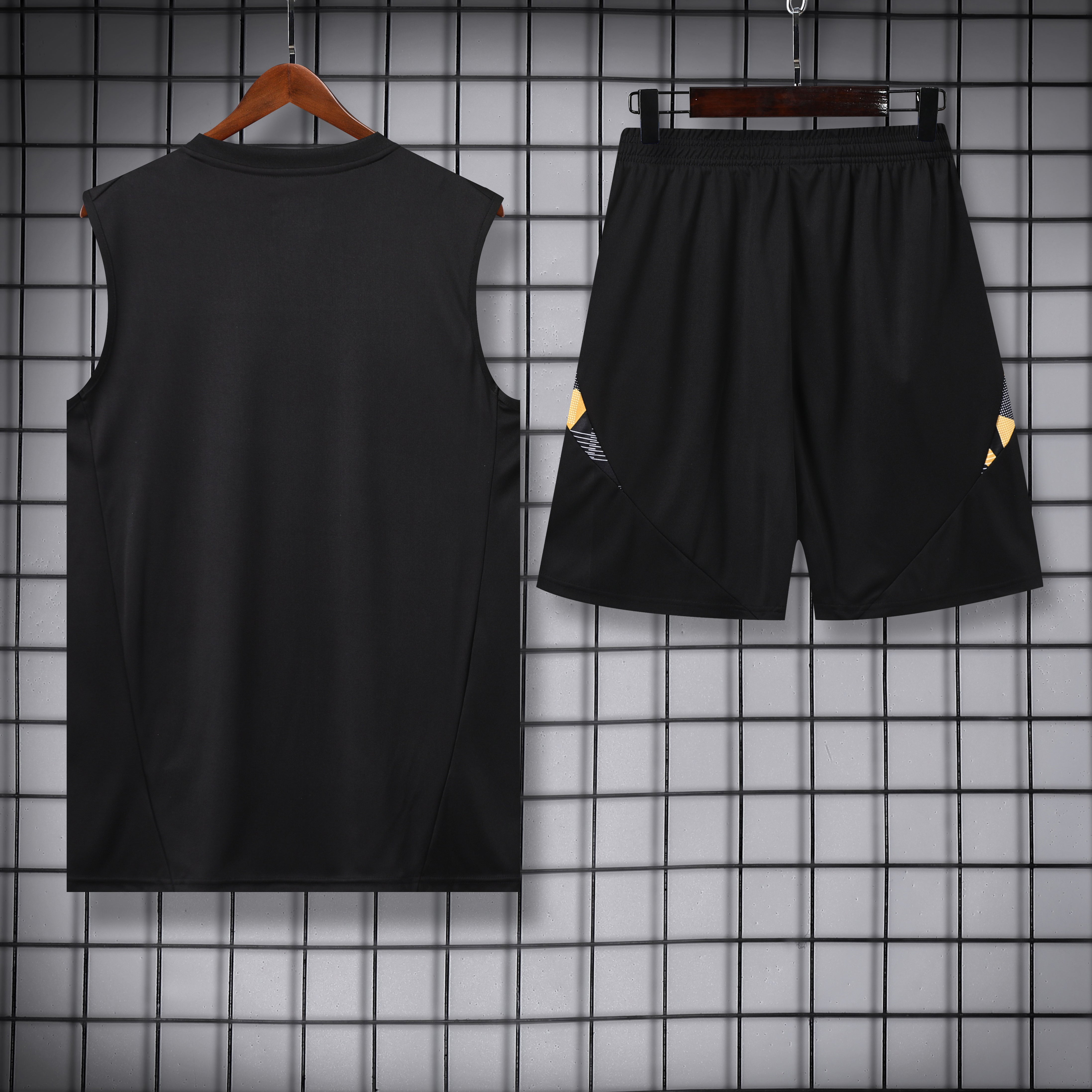 TANK TOP + SHORTS REAL MADRID