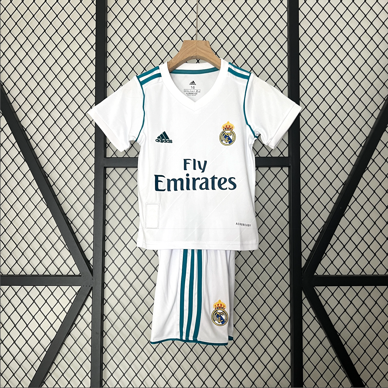 REAL MADRID kid kit