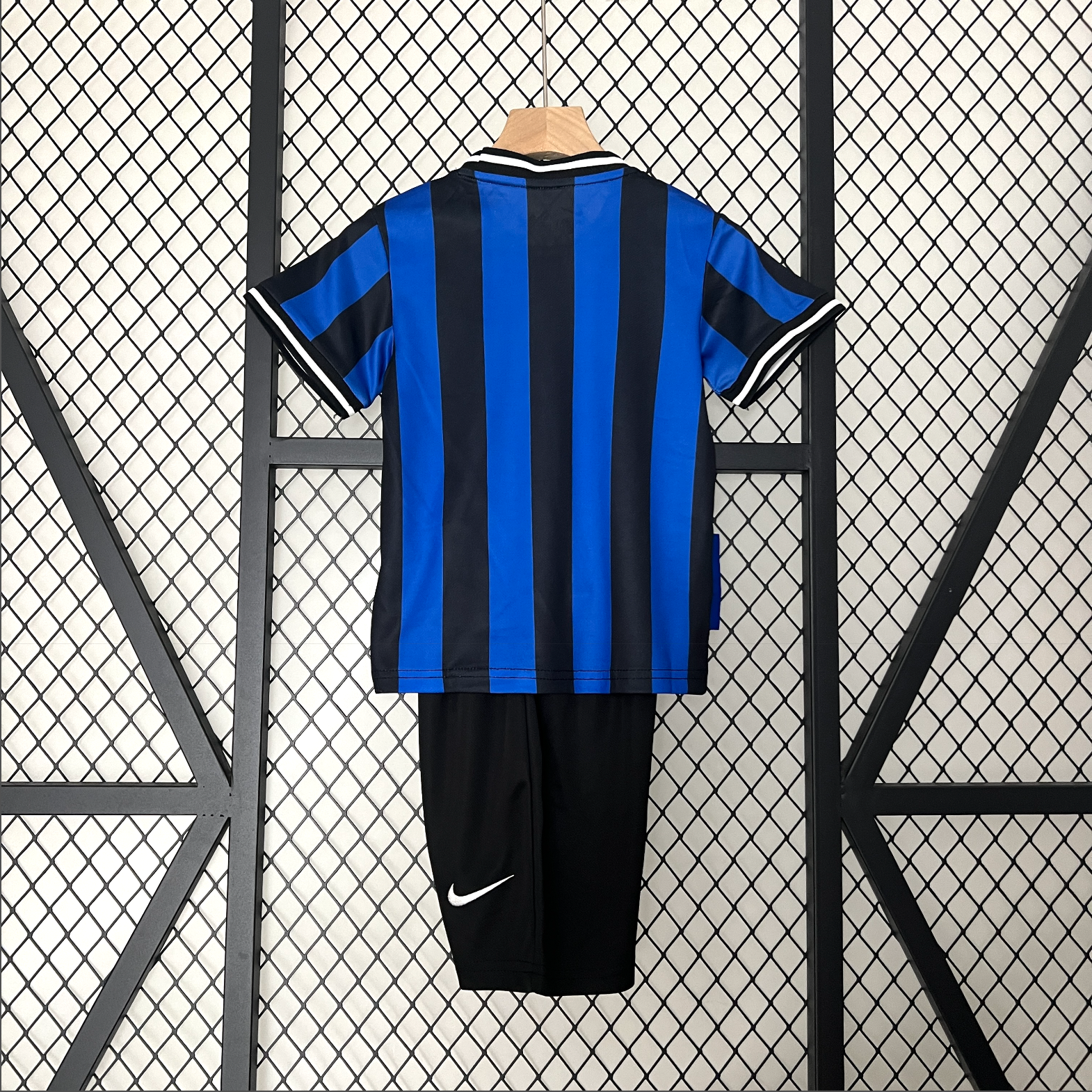 INTER kid kit